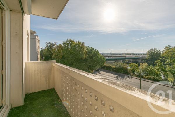 Appartement F3 à vendre  3 pièces - 56,35 m2 ST MAUR DES FOSSES - 94