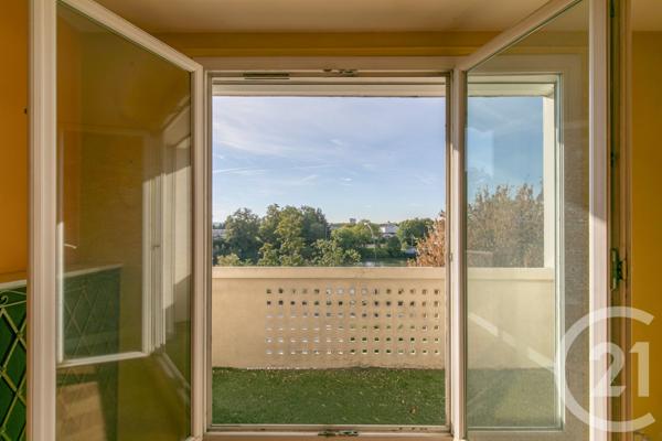 Appartement F3 à vendre  3 pièces - 56,35 m2 ST MAUR DES FOSSES - 94