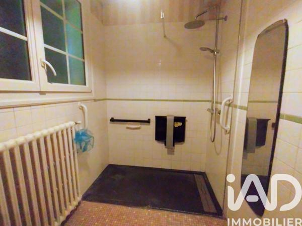 Maison à vendre 8 pièces 205 m² Saint-Paterne - Le Chevain