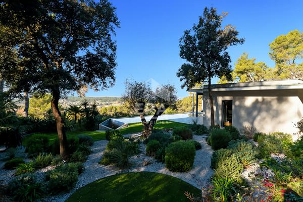 Villa ultra-contemporaine Aix Sud