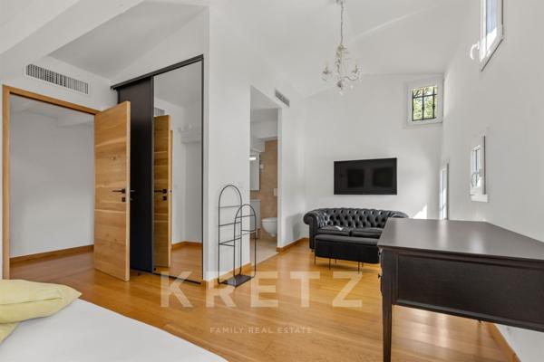 VALBONNE – BASTIDE FAMILIALE AU CŒUR D’UN ÉCRIN MÉDITERRANÉEN