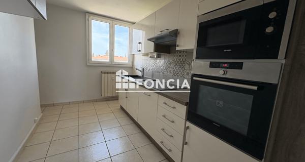 Location Appartement 3 pièces 61.02 m² - Orange 84100