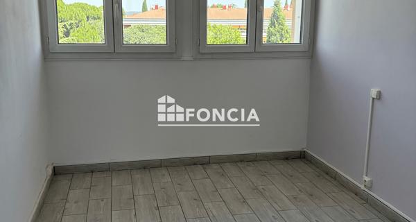 Location Appartement 3 pièces 61.02 m² - Orange 84100