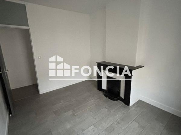 Location Appartement 4 pièces 85.45 m² - 42 RUE JEAN-BAPTISTE DAVID Saint-etienne 42100