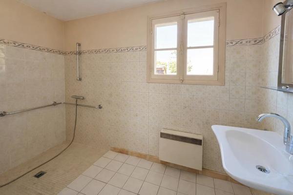Vente                                                      Maison
                        
                     6 pièces                      110 m2                     à Cazals