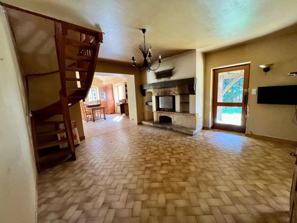 Vente                                                      Maison
                        
                     6 pièces                      110 m2                     à Cazals