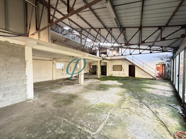 Bâtiment réhabilitable 7 pièces 592 m²