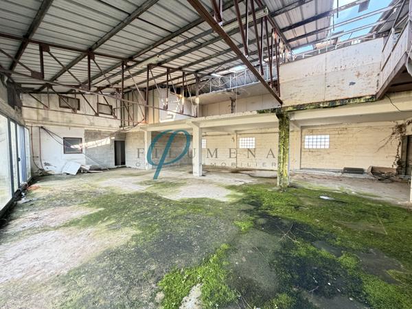 Bâtiment réhabilitable 7 pièces 592 m²