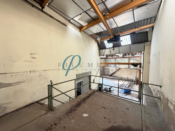 Bâtiment réhabilitable 7 pièces 592 m²