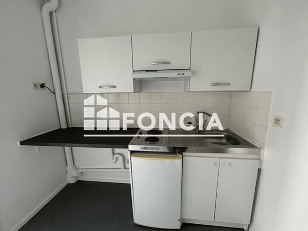 Location Appartement 2 pièces 43.9 m² - 127 AVENUE DE ROYAT Chamalieres 63400