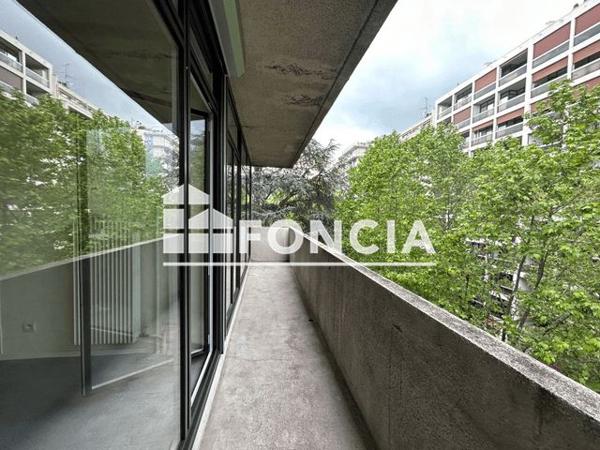 Location Appartement 2 pièces 43.9 m² - 127 AVENUE DE ROYAT Chamalieres 63400