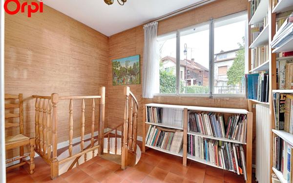 Maison à vendre    7 pièces • 132,81 m2 Antony