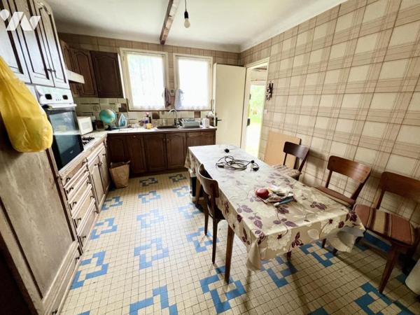 Maison 4 chambres + bureau avec jardin et garage