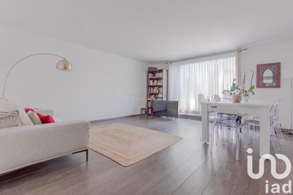 Appartement à vendre 4 pièces 97 m² Courbevoie