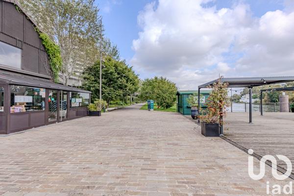 Appartement à vendre 4 pièces 97 m² Courbevoie