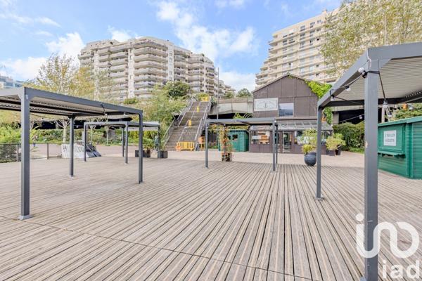 Appartement à vendre 4 pièces 97 m² Courbevoie