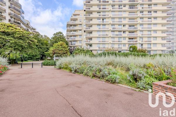 Appartement à vendre 4 pièces 97 m² Courbevoie