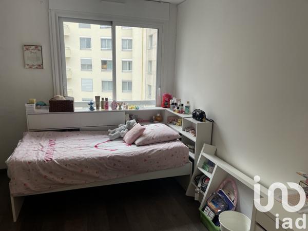 Appartement à vendre 4 pièces 97 m² Courbevoie
