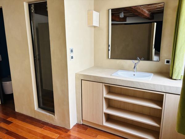 Appartement 4 pièces - 160 m²