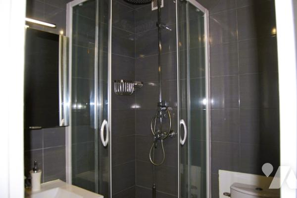 BOULOGNE - PARCHAMP KAHN - Studette 6ème étage 13 m2, balcon, résidence de standing,
gardien