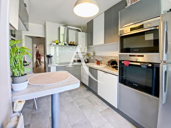Appartement Bois d'Arcy 4 pièces 3 chambres.
