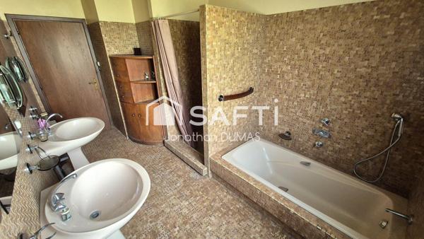 Grande maison familiale de caractère