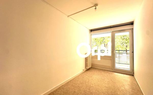 Appartement à louer    6 pièces •  Soissons