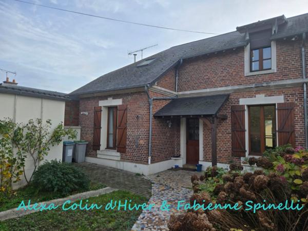 Maison jumelée, garage et dépendances Soissons