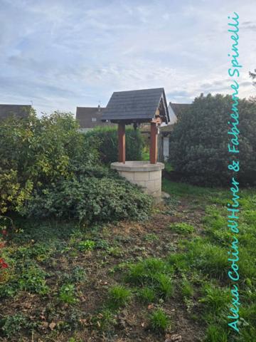 Maison jumelée, garage et dépendances Soissons