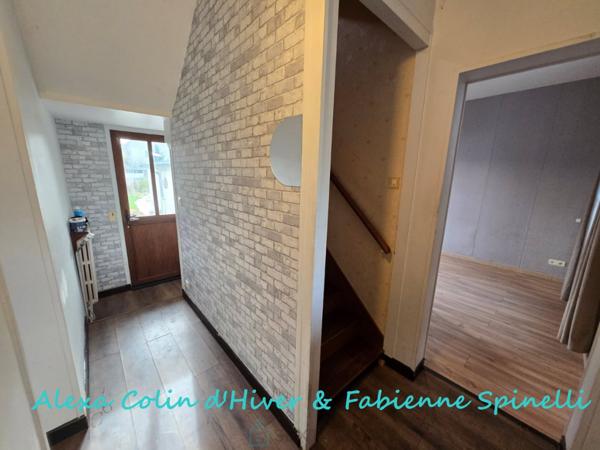 Maison jumelée, garage et dépendances Soissons