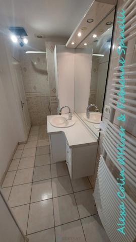 Maison jumelée, garage et dépendances Soissons