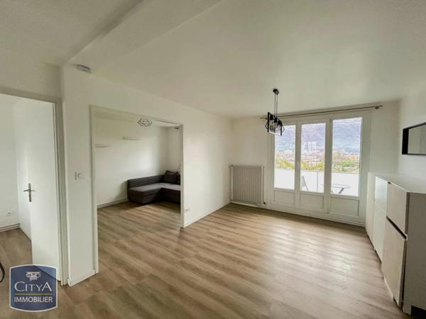 Appartement à louer 3 pièces 59.99m²
