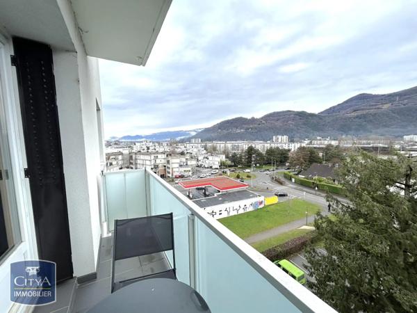 Appartement à louer 3 pièces 59.99m²