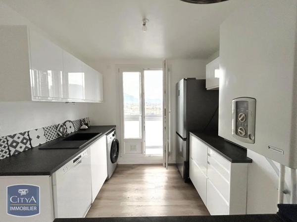 Appartement à louer 3 pièces 59.99m²