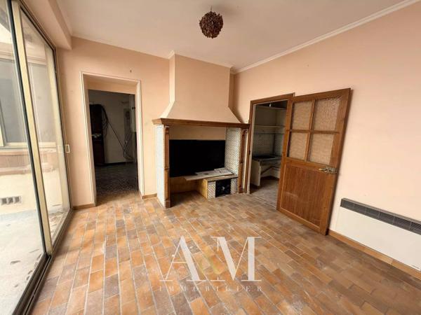 Appartement T5/T6 de 150 m² av patio et balcon