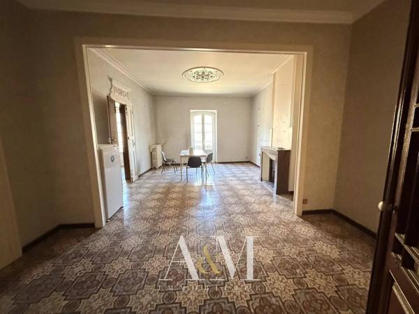 Appartement T5/T6 de 150 m² av patio et balcon