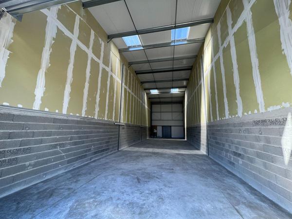 À louer - locaux d'activité de 123 m² à Borgo