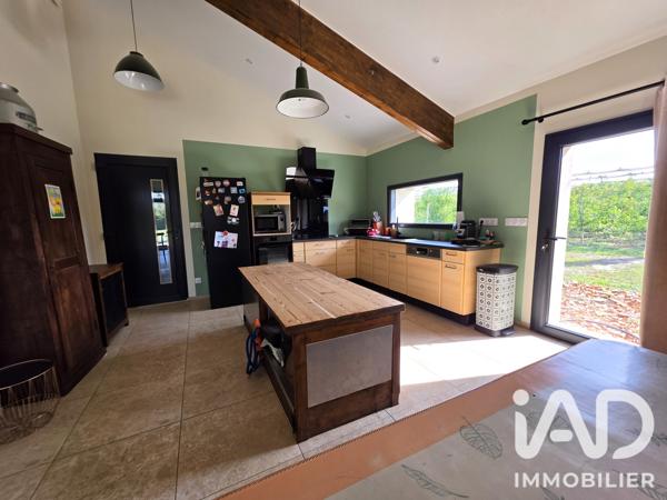 Maison à vendre 6 pièces 151 m² Loriol-sur-Drôme