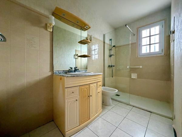 Givrand. Maison plain pied, 3 chambres