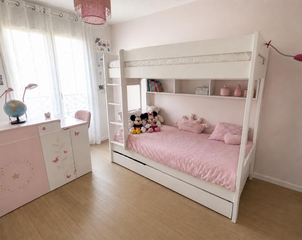 Appartement
         3 pièces
        - 64 m² Bien prestige 700 000 € *