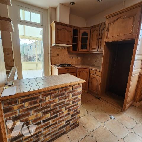 Coup de Cœur en Centre-Ville : Maison de Caractère avec Potentiel Exceptionnel !