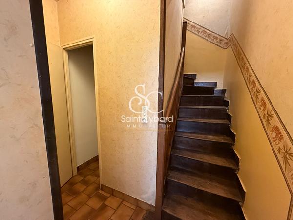 Angoulême – Maison de ville mitoyenne avec 2 chambres – – 74m² habitables env.