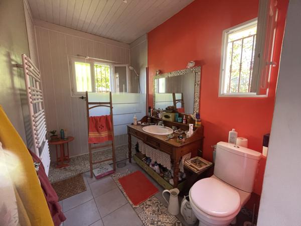 Charmante maison de 115 m², plus dépendance de 70 m², le charme du style arcachonais, centre ville de Castelja Détails des diagnostics énergétiques