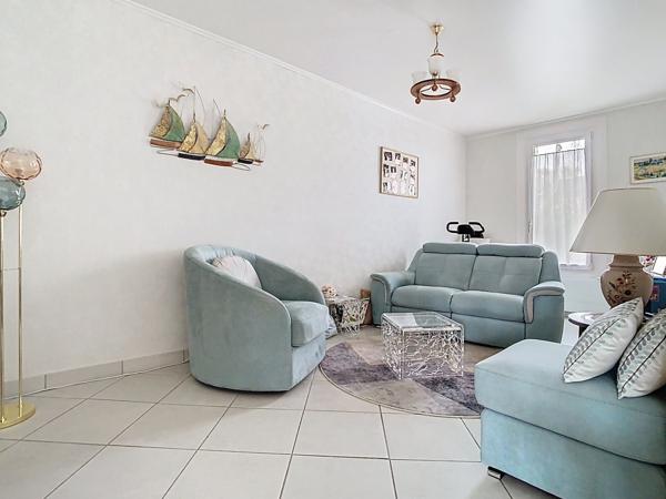 APPARTEMENT SEMI PLAIN-PIED 3 CHAMBRES JARDIN GARAGE VILLENEUVE D ASCQ