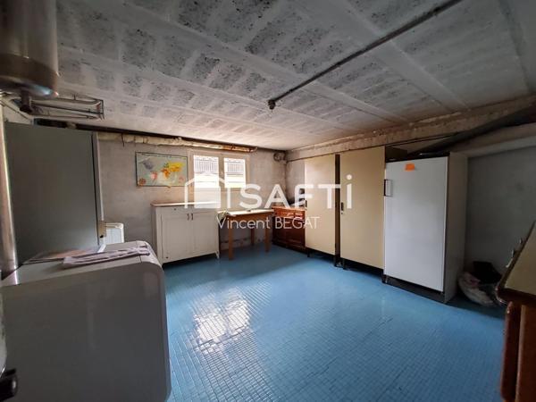Pavillon 3 chambres, sous-sol + garage de 40m²