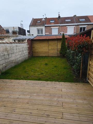 Maison Lomme 90 m2, 3 ch, salle de bains complète, jardin, Bus 10