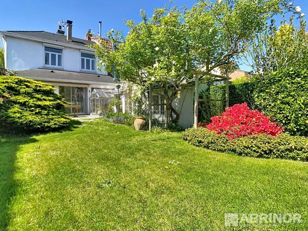 MAISON SEMI INDIVIDUELLE 4 CHAMBRES JARDIN GARAGE VILLENEUVE D ASCQ