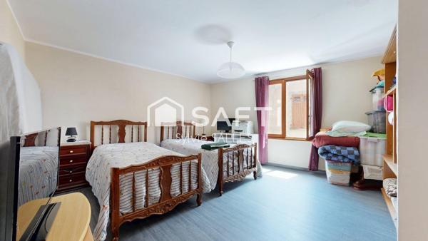 Maison 4 chambres proche commerces