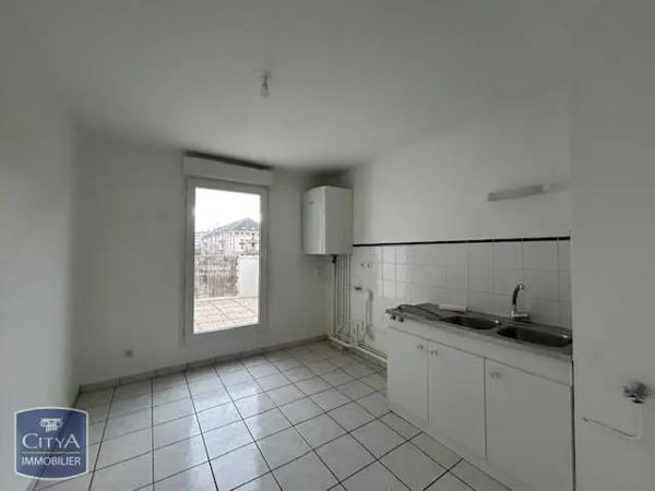Appartement à louer 5 pièces 97.69m² Dijon (21000)