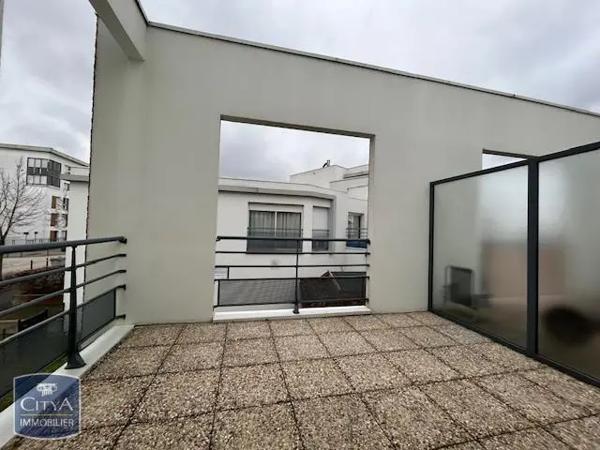 Appartement à louer 5 pièces 97.69m² Dijon (21000)